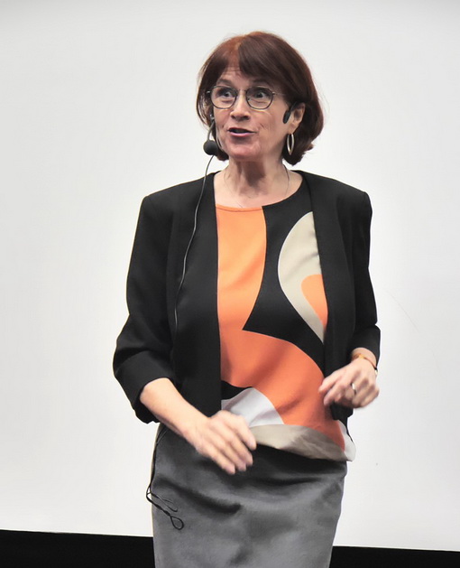 Gudrun Höhne ist Präsentations- und Rhetorikcoach und Speakerin für Ihr Event